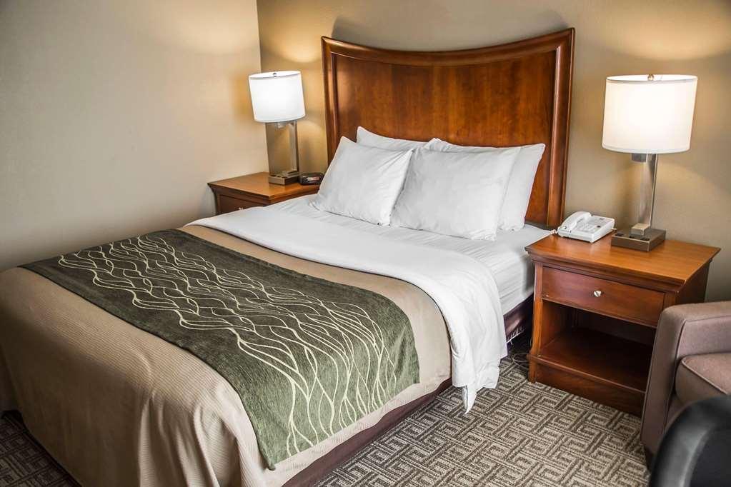 Quality Inn & Suites Bradford Zimmer foto