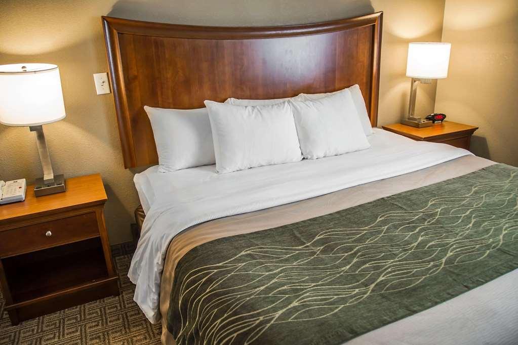 Quality Inn & Suites Bradford Zimmer foto