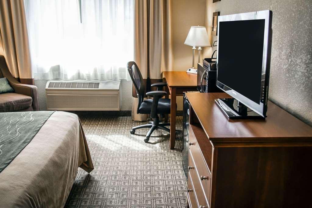 Quality Inn & Suites Bradford Zimmer foto