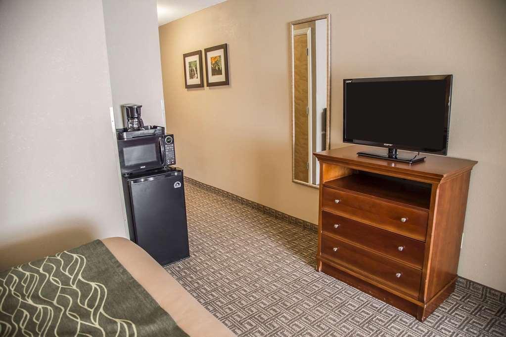 Quality Inn & Suites Bradford Zimmer foto